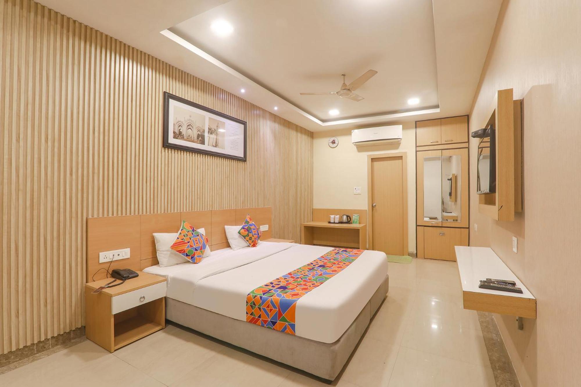 Fabhotel Raghubar Kripa Лакнау Екстериор снимка